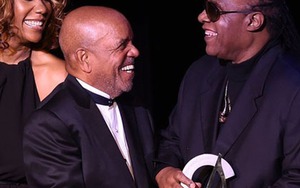 Stevie Wonder được tôn vinh tại Mỹ